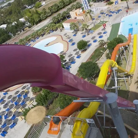 Claudia *